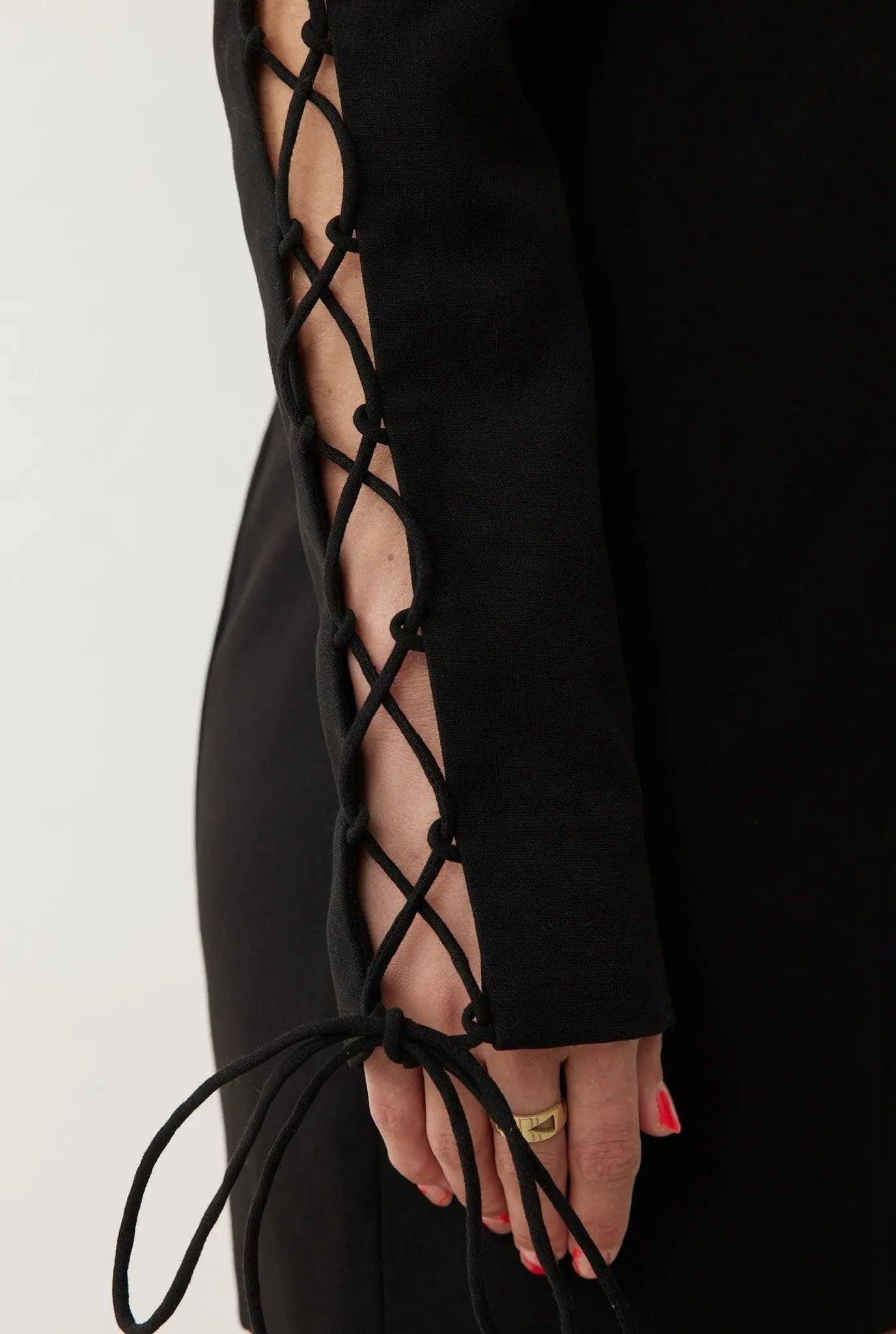 REVOLUTION BLAZER IN NOIR