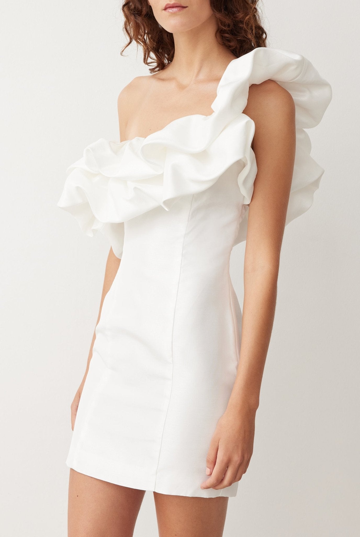 Clair Mini Dress in White - BOSKEMPER