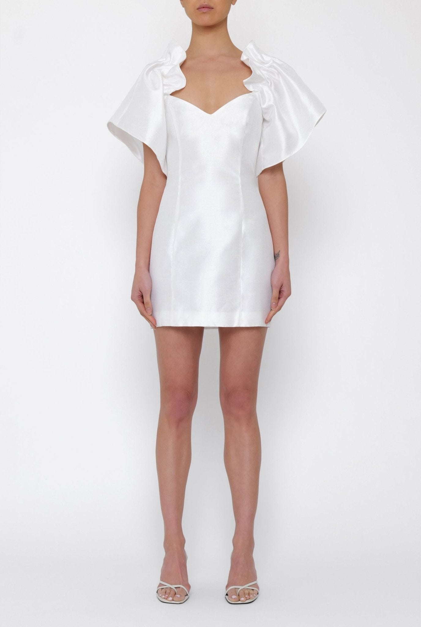 Lilian Dress in White - BOSKEMPER